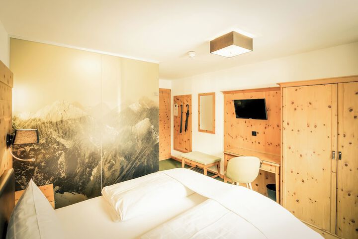 Room 79 of 113