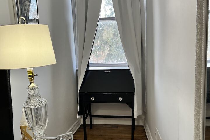 Room 111 of 162
