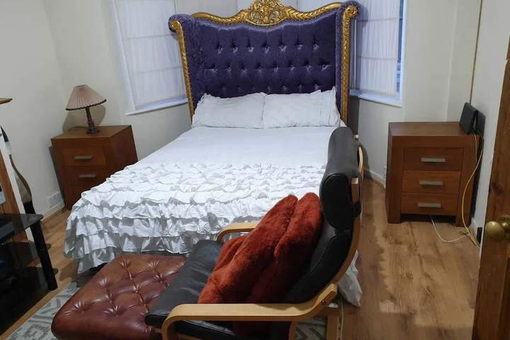 Room 8 of 23