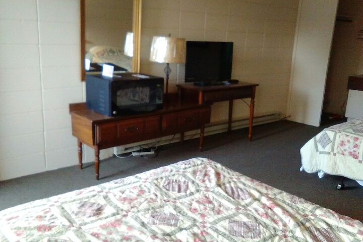 Room 14 of 28