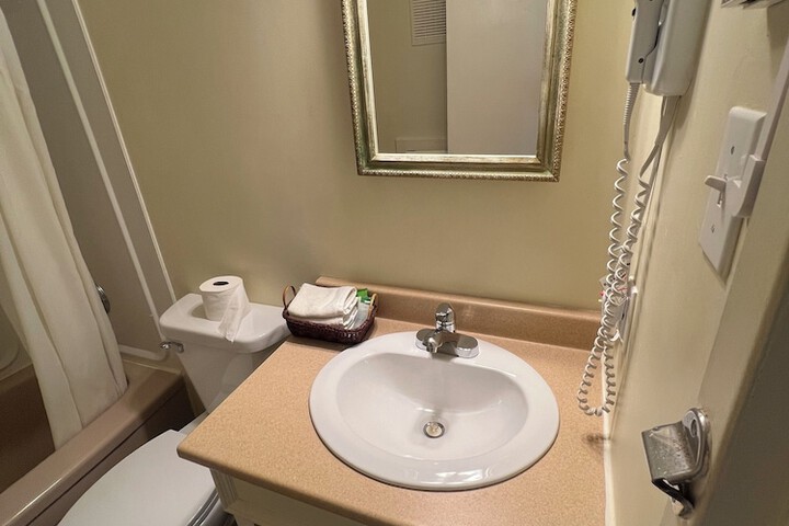 Room 45 of 64