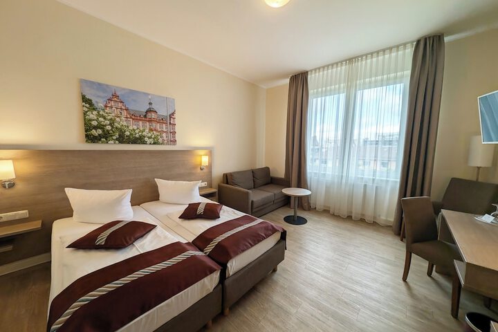 Room 10 of 57