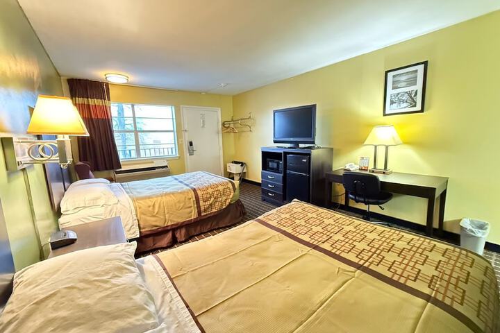 Standard Double Room (12 of 24)