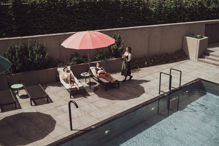 Pool 72 of 162
