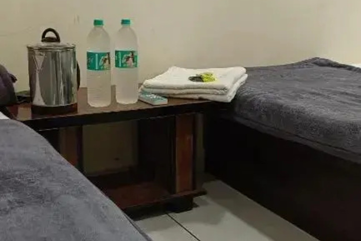 Room 3 of 6