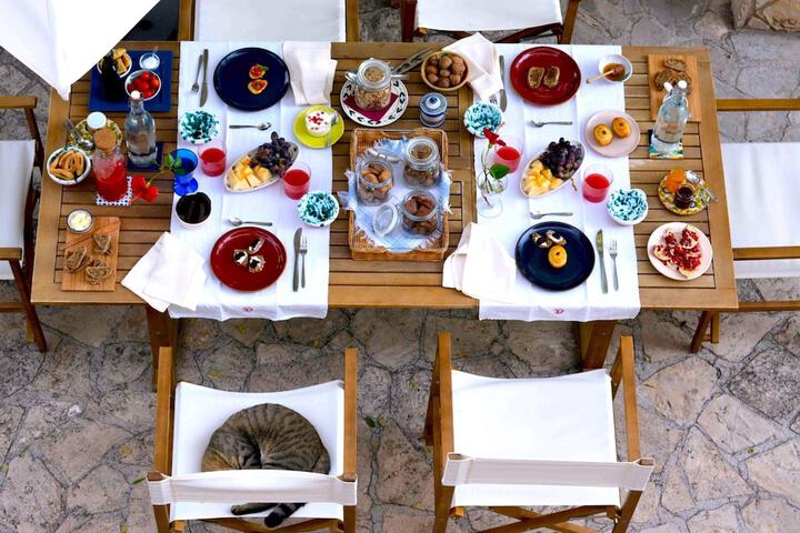 Dining 11 of 35