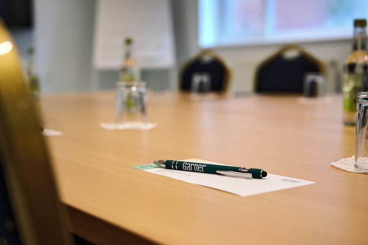 Meeting 105 of 144