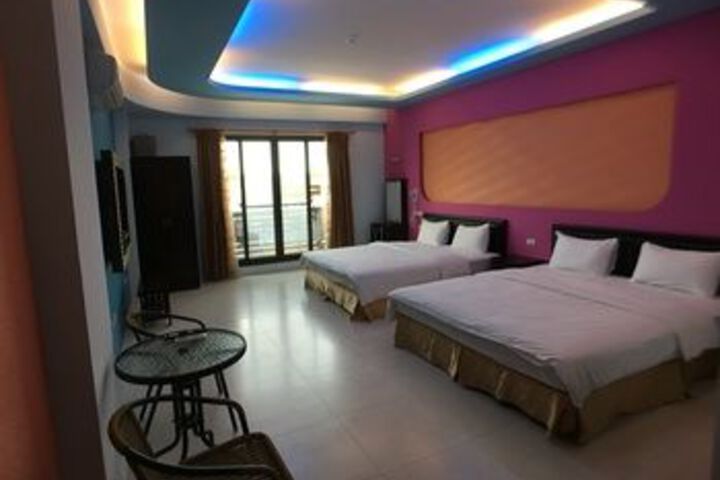 Room 14 of 21