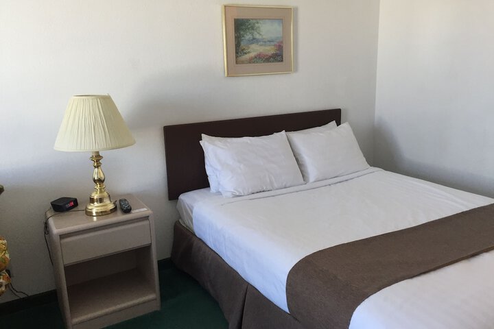 Room 7 of 43
