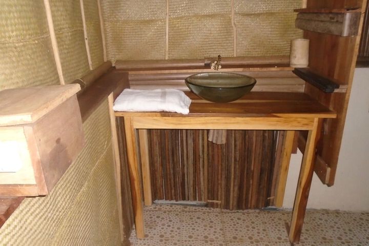 Room 7 of 33