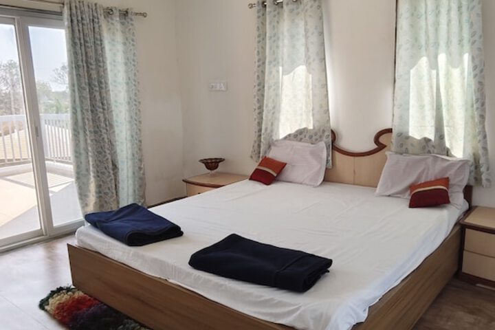Room 13 of 43