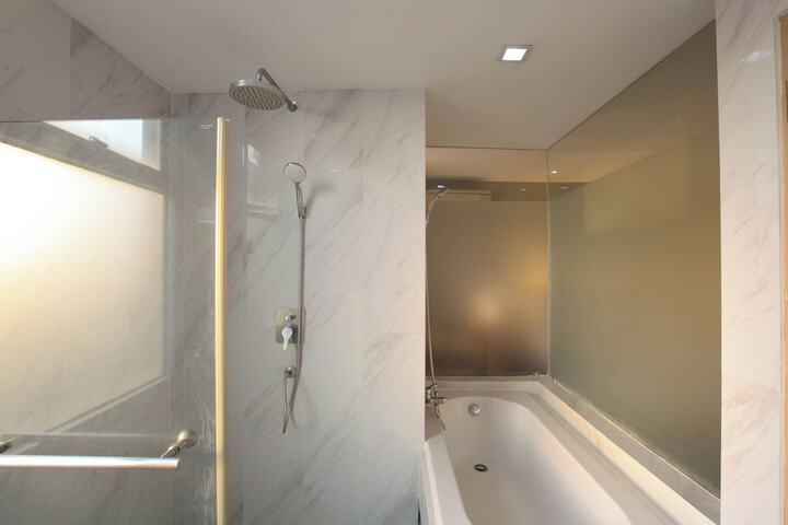 Bath Photo