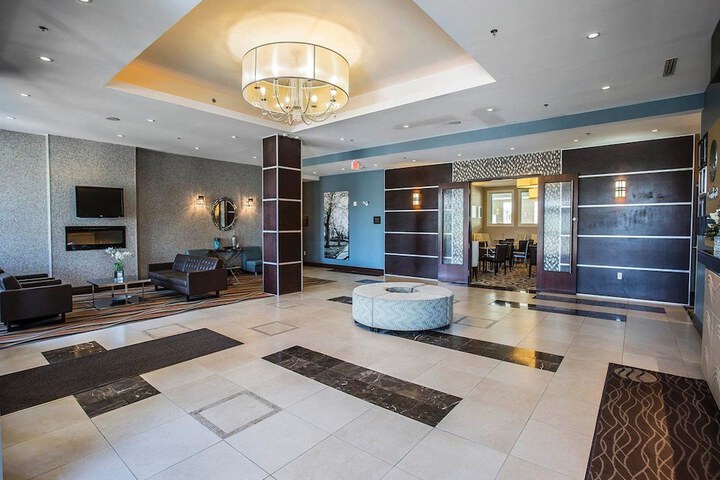 Hotel Interior 4 of 84