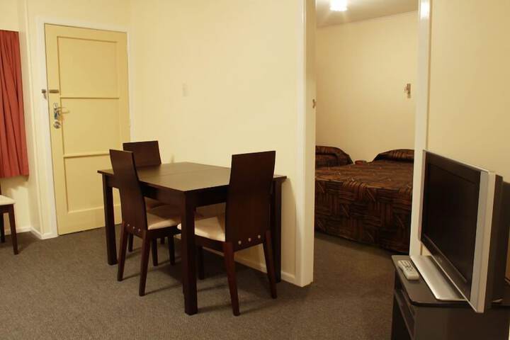 Room 19 of 32