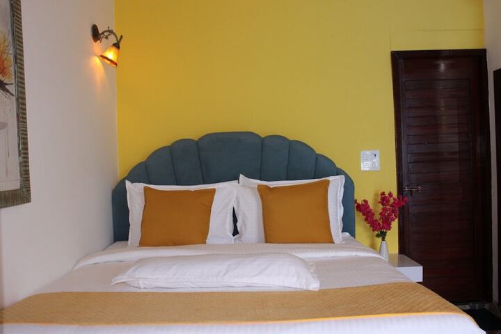 Room 10 of 39