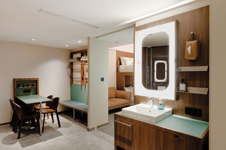 Room 6 of 59