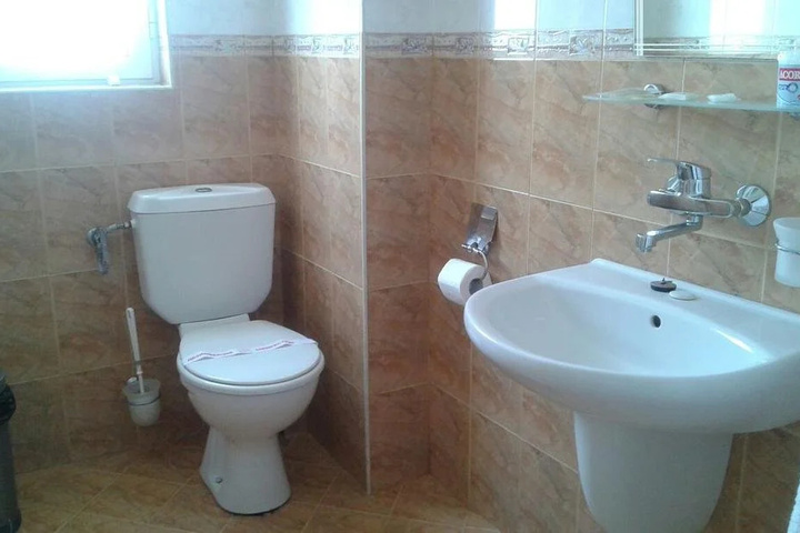 Room 7 of 15