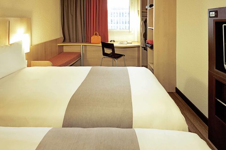 Room 12 of 57