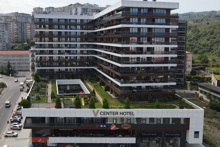 V Center Hotel