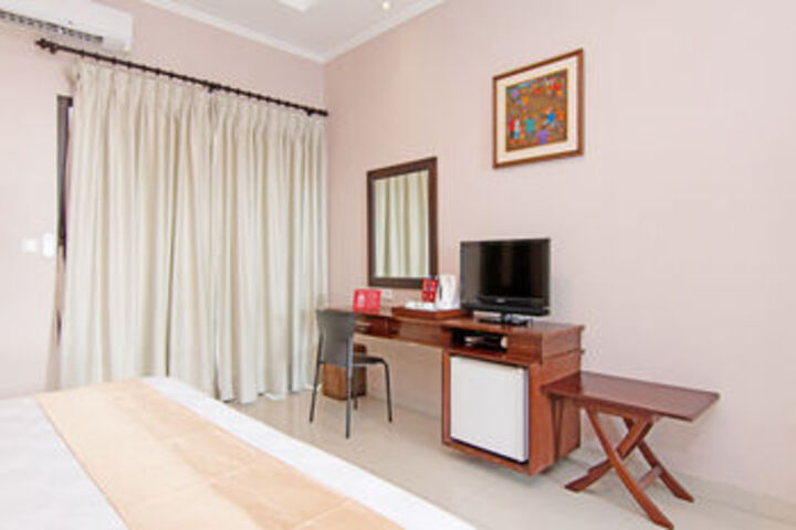 Room 15 of 23