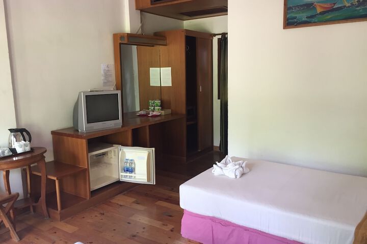 Room 9 of 71
