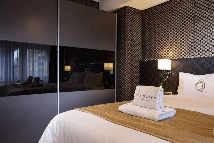 Room 80 of 645