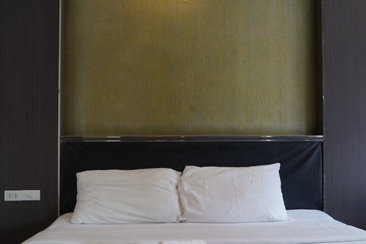 Room 38 of 140