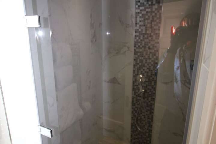 Room 45 of 84