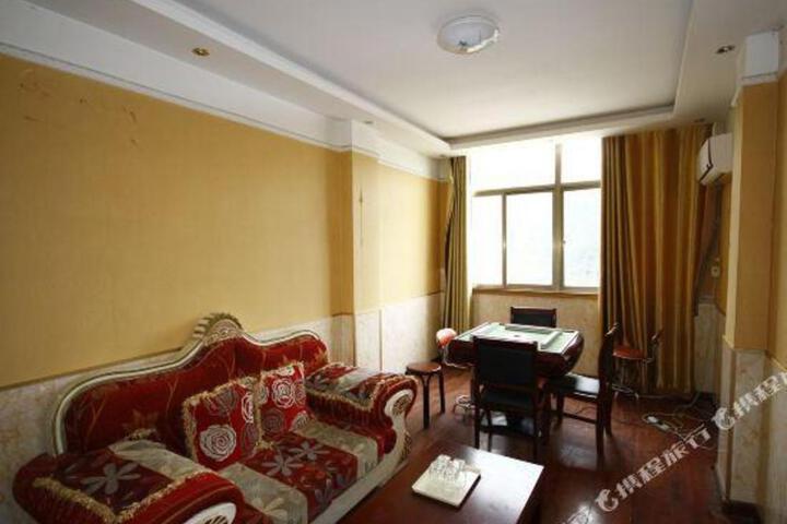 Shanxian Oriental Capital Hotel
