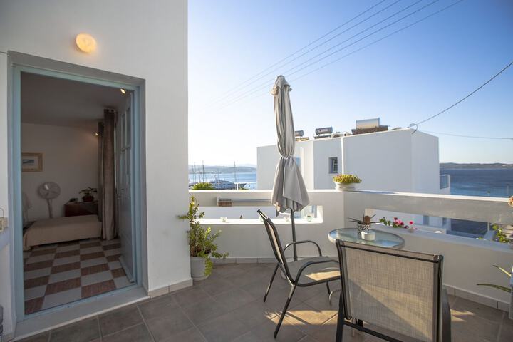 Terrace/Patio 8 of 18