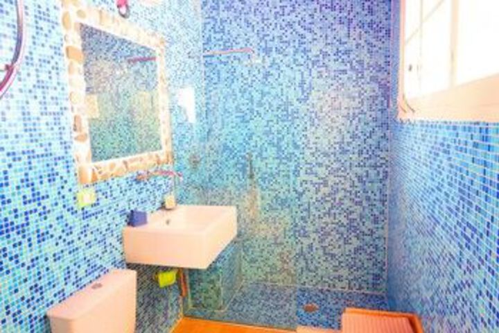 Room 3 of 21