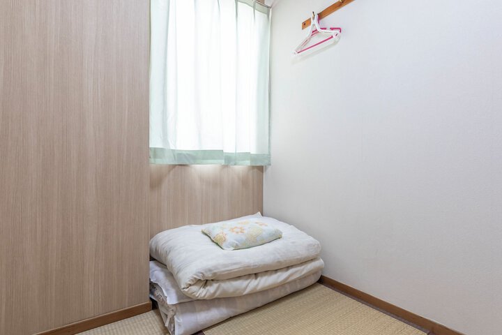Room 12 of 78