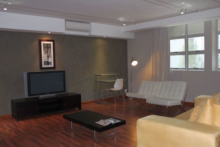 Room 28 of 54