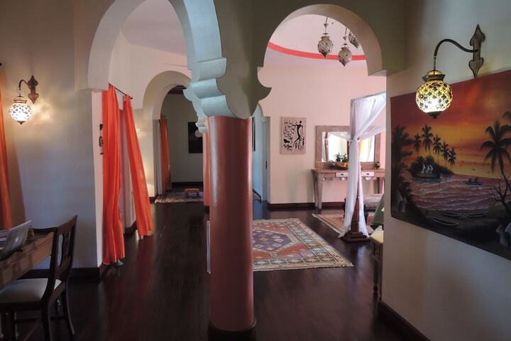Room 12 of 50