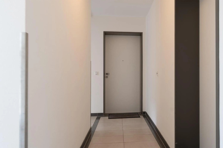 Room 11 of 22