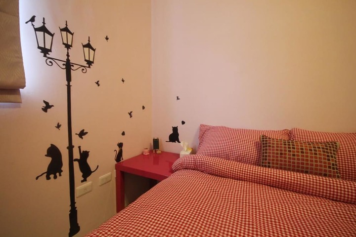 Room 10 of 69