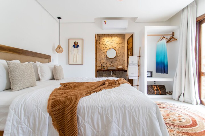Room 8 of 38