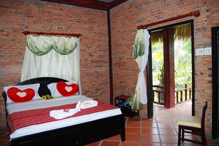 Room 5 of 70