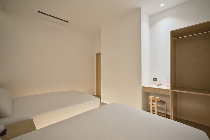 Room 87 of 224