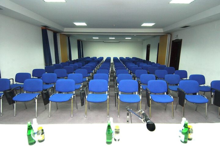 Meeting 32 of 40