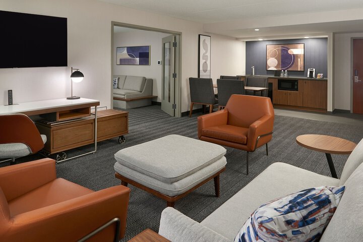 Room 18 of 31