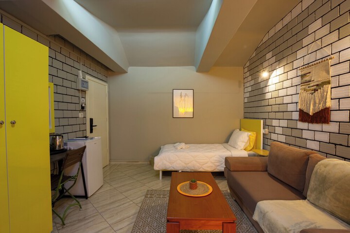 Room 59 of 90