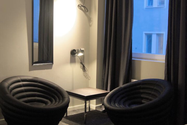 Room 95 of 128