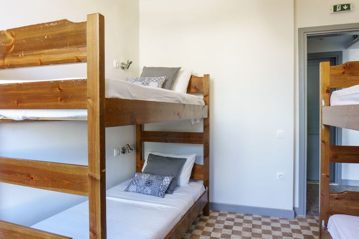 Room 21 of 39