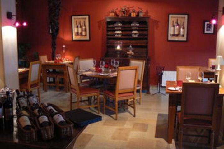 Dining 161 of 197