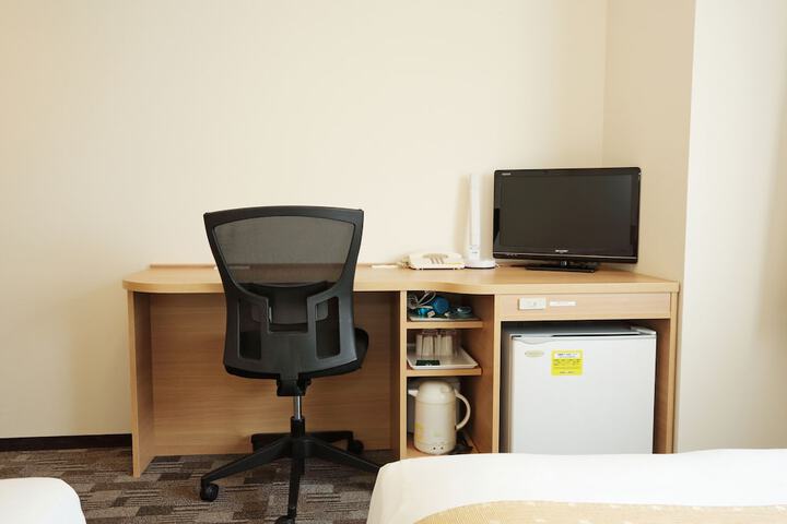 Room 5 of 49