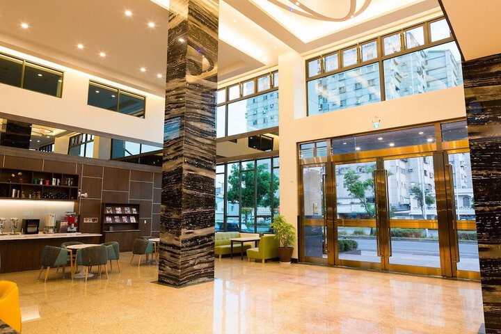 Hotel 2 of 53