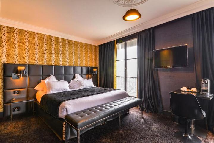 Room 8 of 58