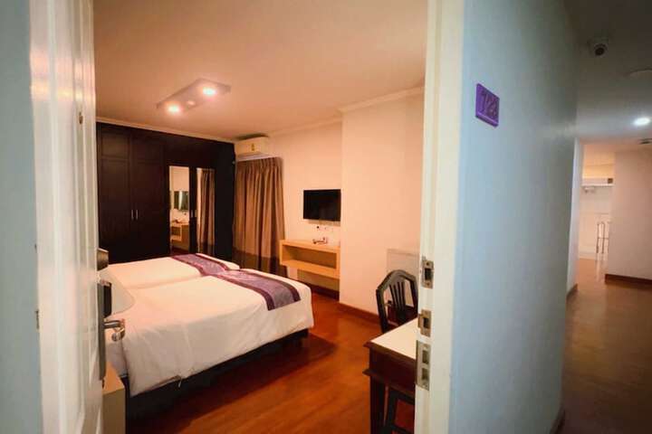 Room 29 of 39