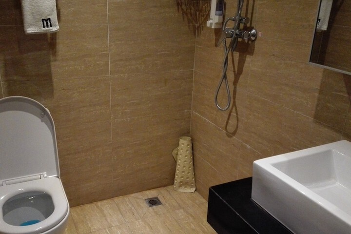 Room 20 of 26